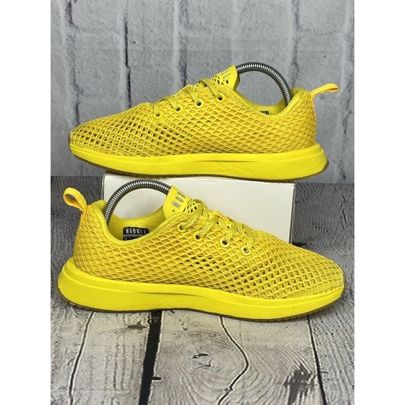 NOBULL Diamond Mesh Runner Shoes Lemon Drop Yellow Mens 7.5 Womens 9 Not Neon - Picture 2 of 13